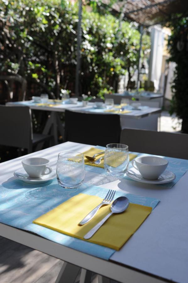 Hotel Le Giare Marina di Pietrasanta Exterior photo