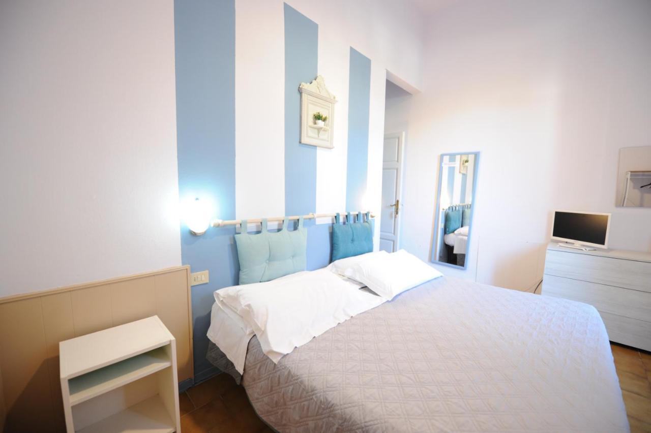 Hotel Le Giare Marina di Pietrasanta Exterior photo